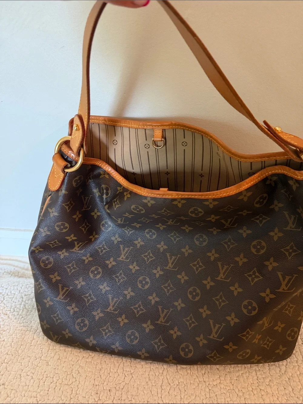 Louis Vuitton Monogram Canvas Shoulder Bag with Vachetta Trim
